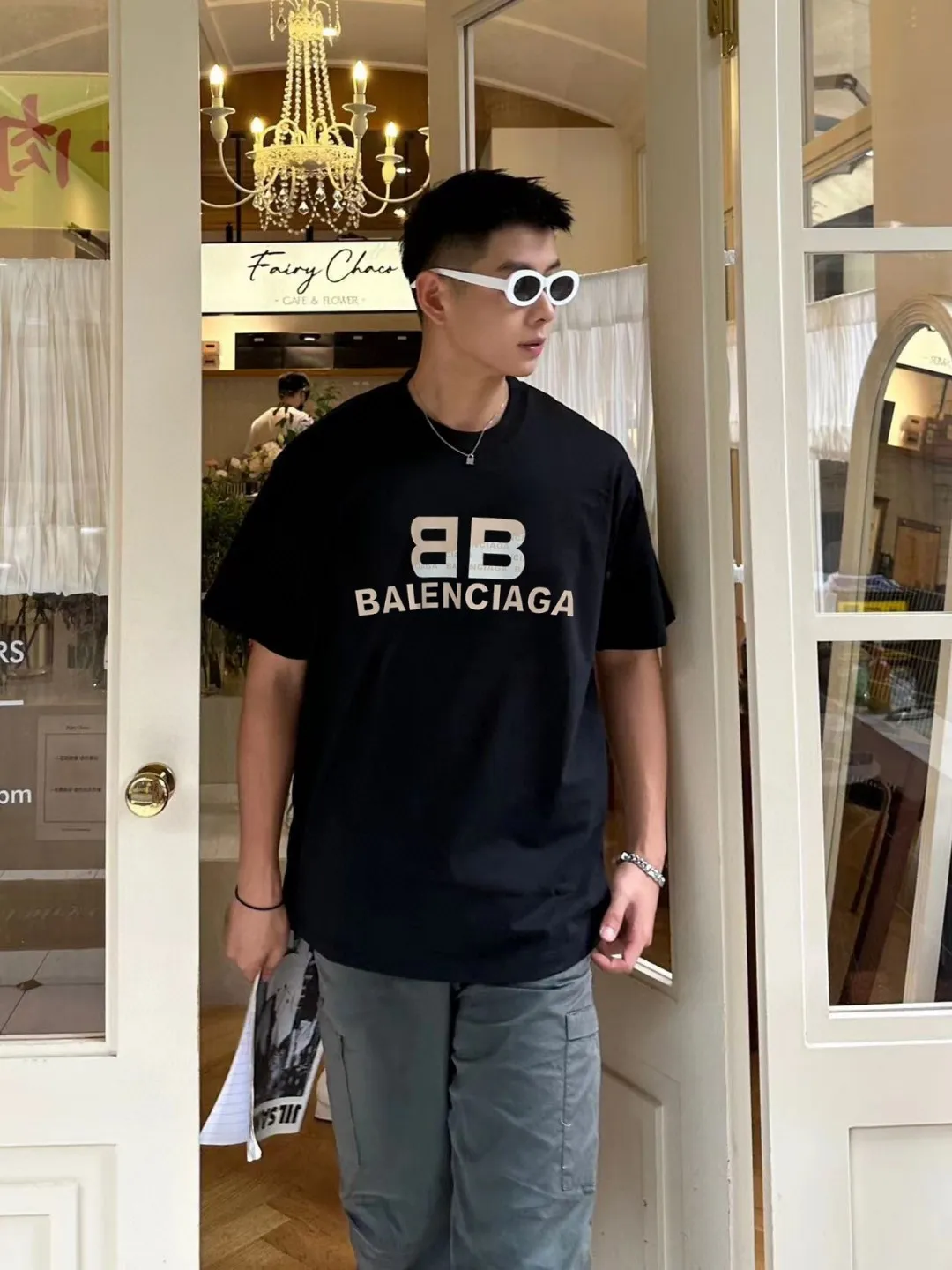 P80✨🔥 BALENCIAGA Paris lettering printed short-sleeved T-shirt, custom-woven and dyed 280g combed cotton heavyweight fabric, zero color difference in thread, perfect details, different from the current version on the market, welcome to compare, Same Style for men and women, must-sell in the picture above Color: White Black Size: 1 2 3 4